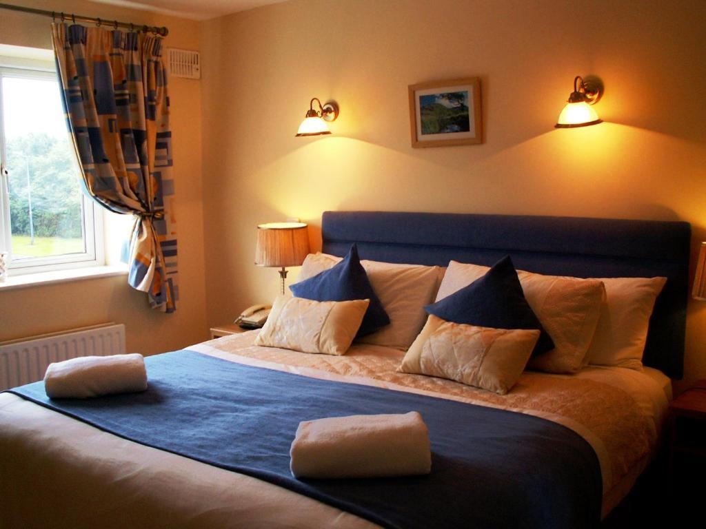 Teach Na Coiribe B&B Castlegar Номер фото