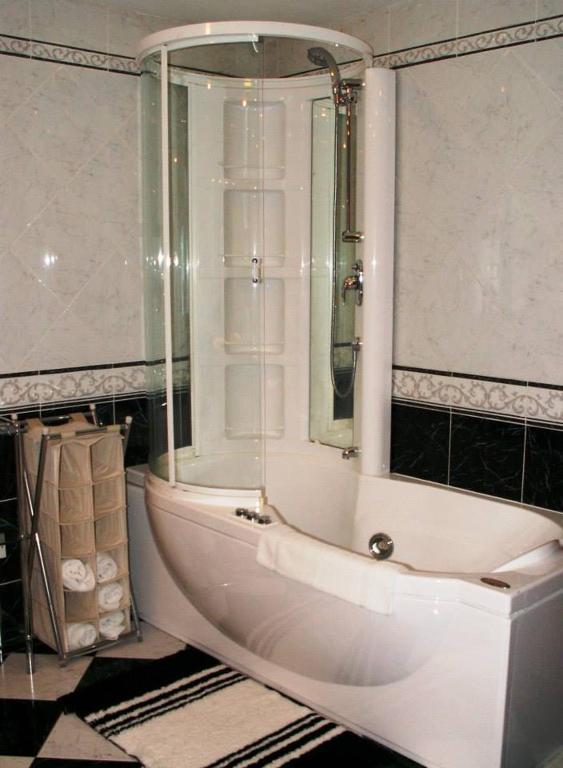Teach Na Coiribe B&B Castlegar Экстерьер фото
